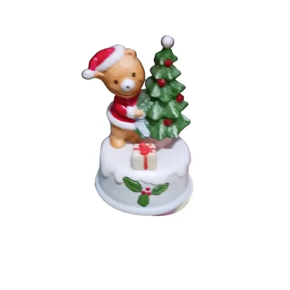 Christmas bear figurine w/musical revolving